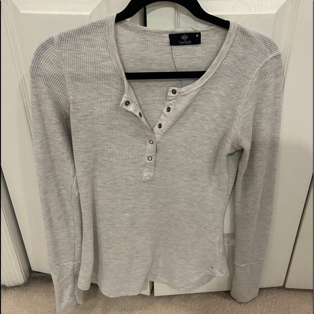 Waffle along Sleeves
